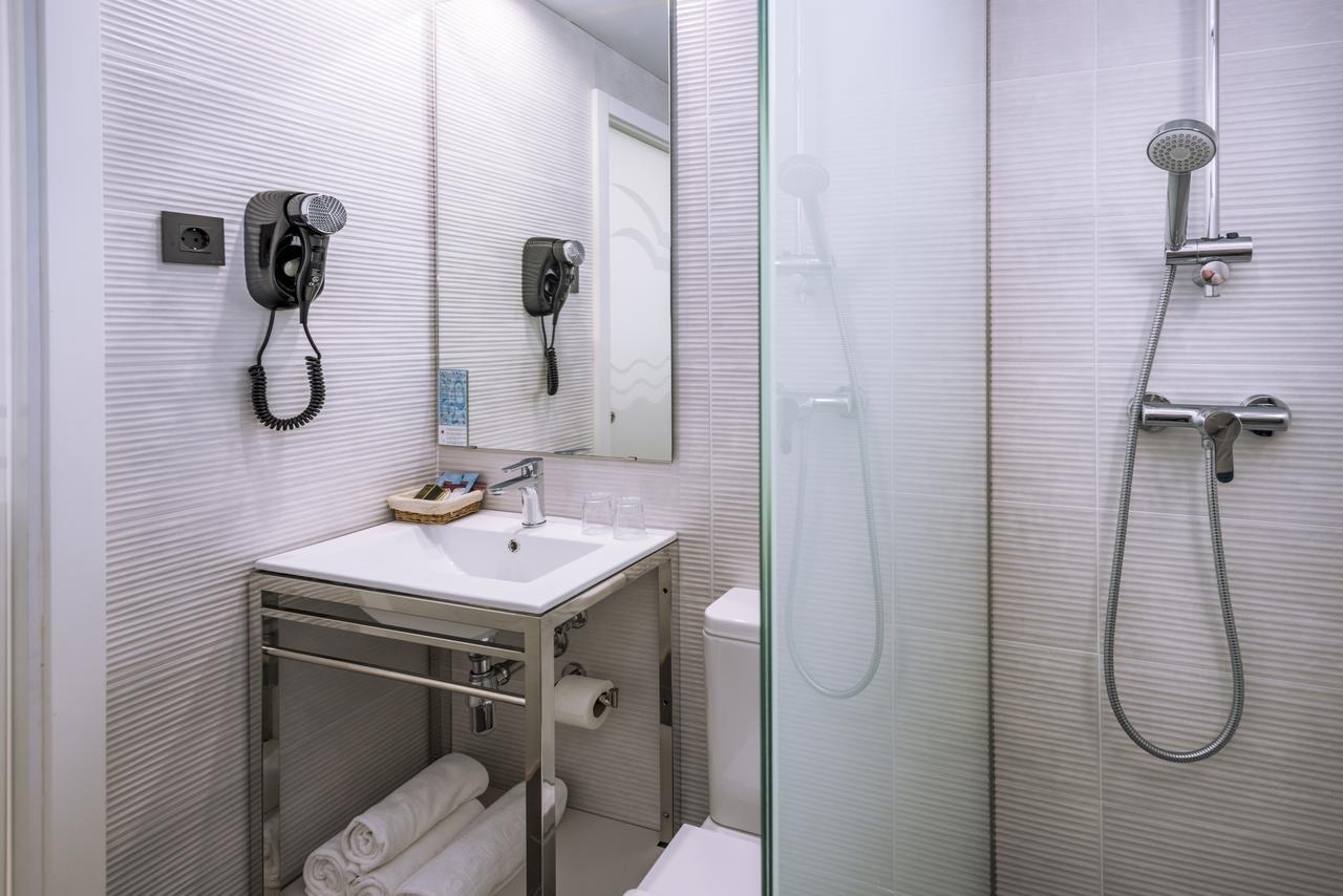 Aparthotel Marinada Salou Exterior photo