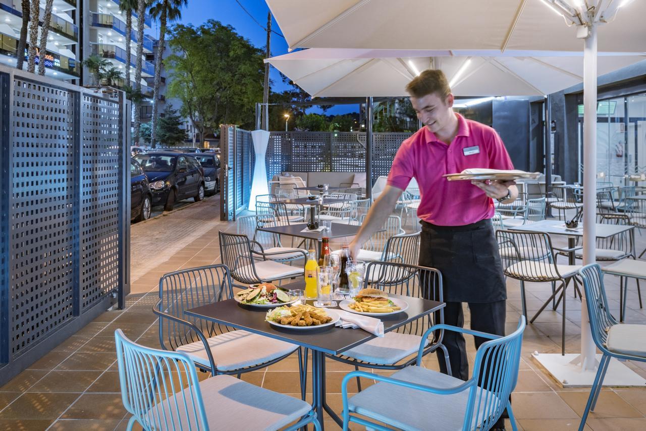 Aparthotel Marinada Salou Exterior photo